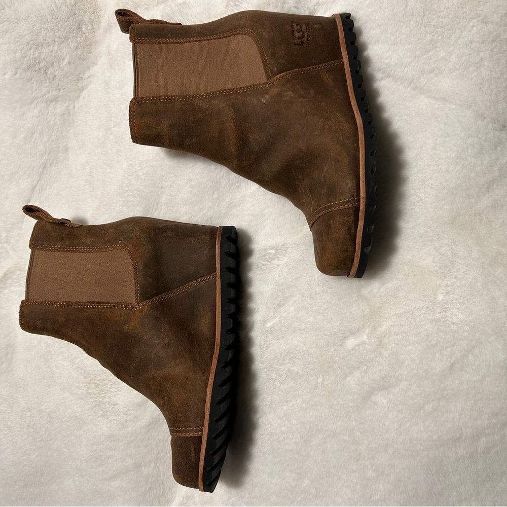 Ugg Pax Wedge Booties; Waterproof, Chipmunk Brown Leather